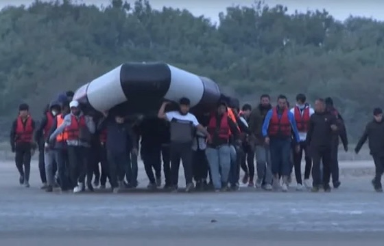PAMJET/ Daily Express: Ja si bandat shqiptare të trafikimit mburren për bëmat e tyre