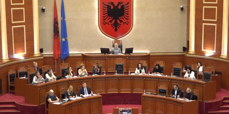SOT KUVEND/ Bardhi i shkruan Nikollës: Fut në rend dite ndryshimin e përbërjes së ‘Zgjedhores’