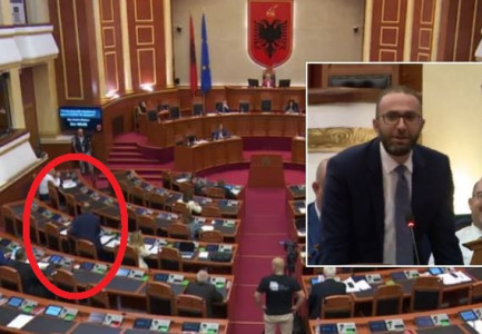 KËRKOI FJALËN NË KUVEND NGA KARRIGIA E BASHËS/ Batuta e Nikollës me Bardhin: Kujdes, se të doli emri i Lul…