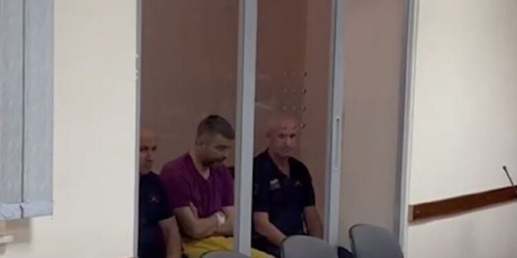 “JAM AMERIKAN, JO SHQIPTAR”/ Çfarë deklaroi në gjykatë autori i plagosjes së efektivit të “Shqiponjave”