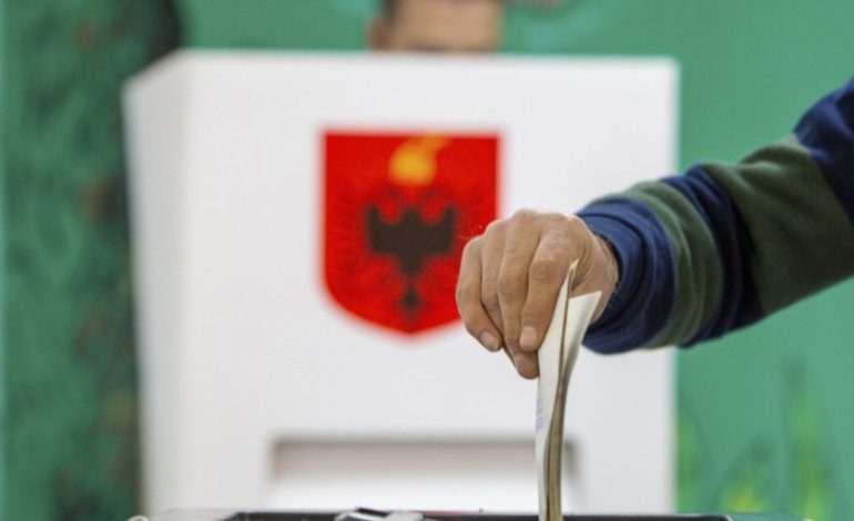 SOT VOTOHET NË KUKËS/ Rreth 46 mijë qytetarë rizgjedhin kryetarin e bashkisë