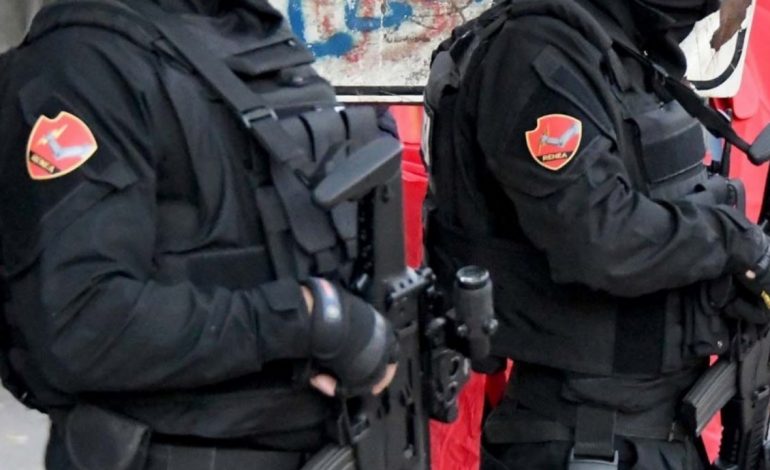 E RËNDË NË TIRANË/ Dhunohet një tjetër efektiv i forcave “Shqiponja”, mes autorëve dhe një koleg