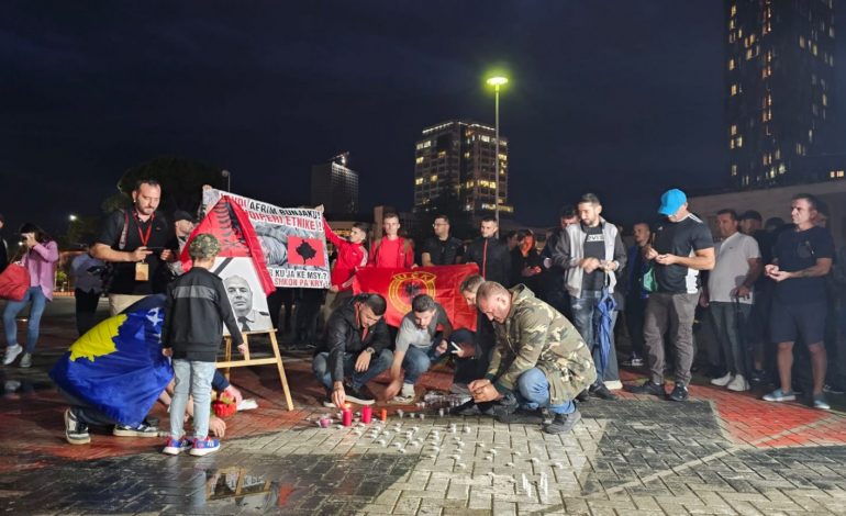 PAMJET/ U vra nga një sulm terrorist në veri të Kosovës, mbahen në Tiranë homazhe në nder të efektivit Afrim Bunjaku