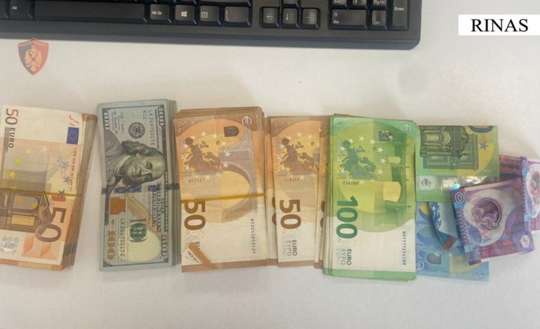 E PËSON KEQ TURKU DHE KINEZI/ Sekuestrohen 28 840 euro dhe 1900 dollarë të padeklaruara në Rinas