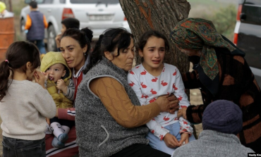 AZERBAJXHANI E VENDOSI NËN KONTROLL/ Më shumë se gjysma e popullsisë së Karabakut largohet në Armeni