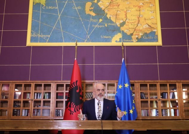 SQARON POZICIONIN KUNDËR BE-SË PËR SULMIN NDAJ KOSOVËS/ Rama: KFOR të marrë nën kontroll Veriun!