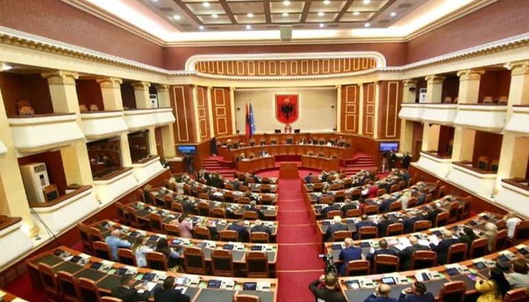 SOT KUVEND/ Bardhi kërkesë: Të futet në rend dite rishikimi i përbërjes së komisionit të Reformës Zgjedhore