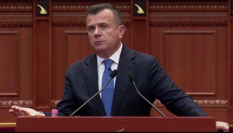 KUVEND/ Balla: Zjarri në Pishporo u menaxhua nga policia e shtetit, opozita të mos mbrojë zjarrvënësit! Berisha të mësojë…