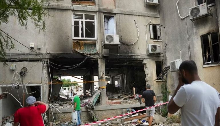DYLUFTIMET ME HAMASIN/ 1.000 ukrainas kërkojnë të evakuohen nga Izraeli