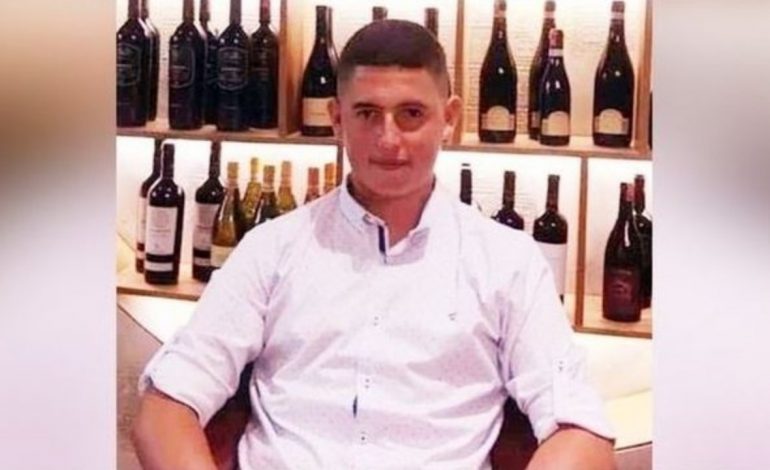 NDËRROI JETË NË KLUBIN E NATËS NË SARANDË/ Familjarët kujtojnë të trishtuar 17-vjeçarin: Bir o xhan, bir o shpirt