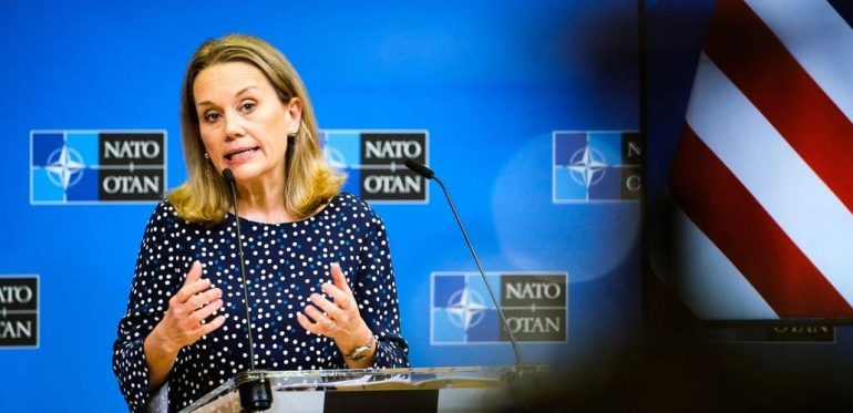 KONFLIKTI KOSOVË-SERBI/ Ambasadorja e SHBA-së në NATO: KFOR-i do të ketë kapacitetet për t’u përballur me sfidat