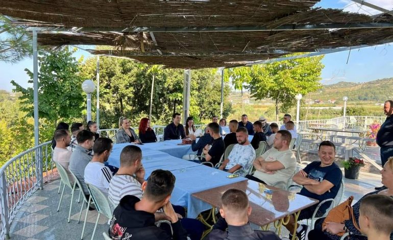 BASHA VIJON TURIN NËPËR SHQIPËRI/ Kreu i PD e nis ditën me takime në Ndroq