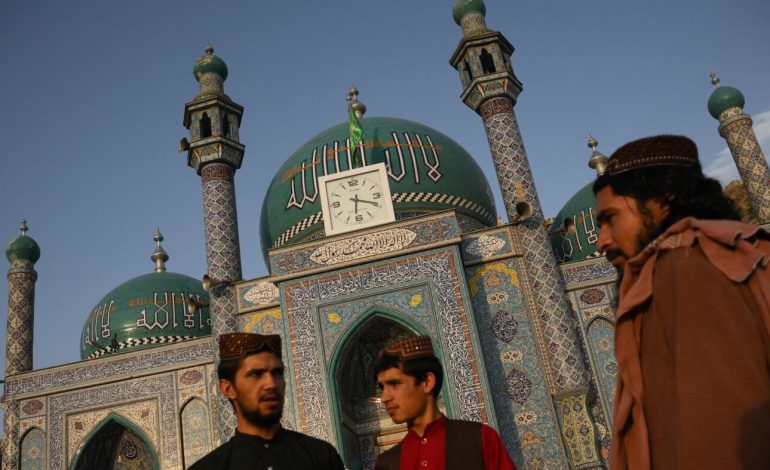 NGJARJE E RËNDË NË AFGANISTAN/ Mbi 10 të vrarë pas një shpërthimi në një xhami