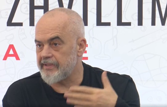 “LËVIZJET SPORTIVE…”/ Rama nga Thumana: Rindërtimi solli sherre në familje, një çift u ‘nda’ për të marrë dy shtëpi
