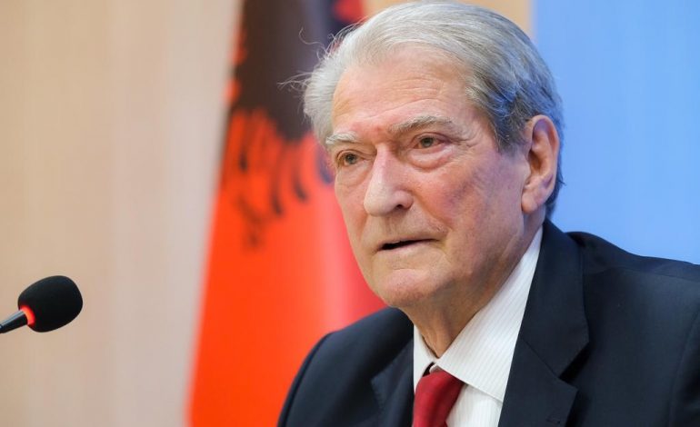 “I DRUHENI ARRESTIMIT PAS JAMARËR MALLTEZI?” Ja si përgjigjet Sali Berisha