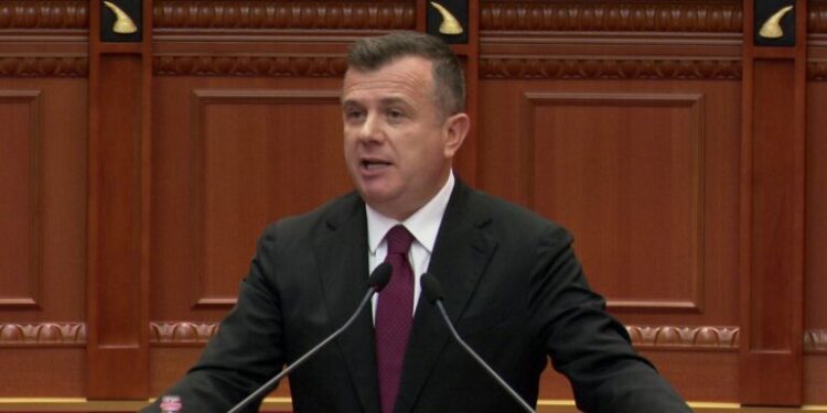 “KA CA KËTU TEK NE GJOJA PATRIOTË”/ Balla: Opozita përdor Kosovën si instrument për të sulmuar Ramën