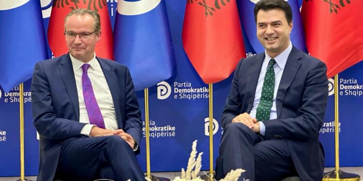 TAKON ZYRTARIN E LARTË TË CDU/ Basha: Brenda Marsit, PD do të zgjedhë kandidatët për deputetë
