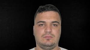 “JAM SËMURË ME COVID”/ Laert Haxhiu refuzon të marrë dijeni mbi seancën, avokati pretendon…