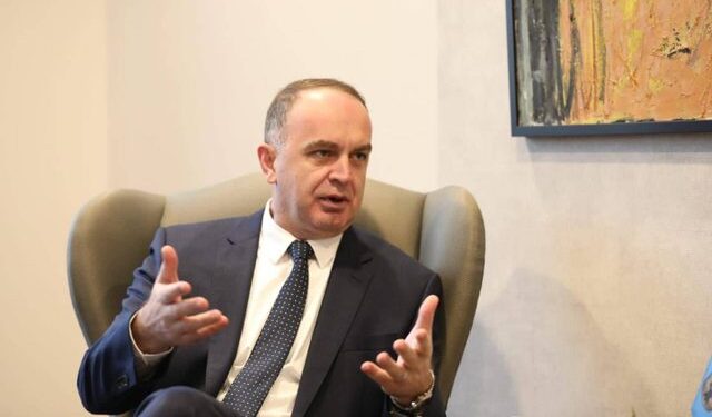 QEVERIA E RE NË MALIN E ZI/ Gjeloshaj: 4 çështje kyçe të politikës së jashtme nuk i negociojmë