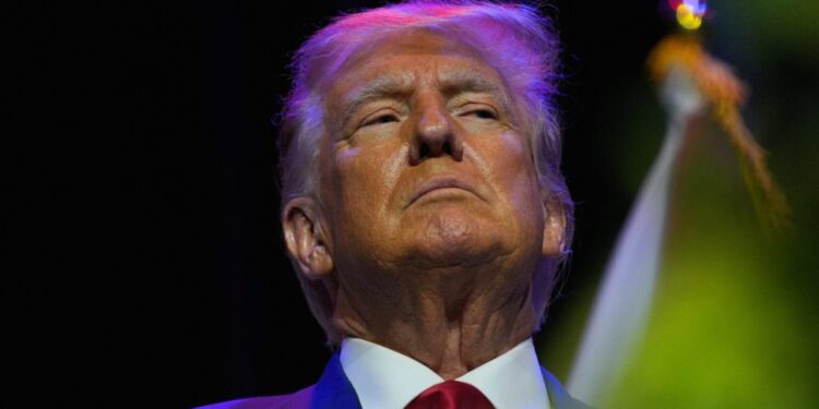 TELASHET E ISH-PRESIDENTIT/ Trump nuk është më në listën e miliarderëve ekskluzivë