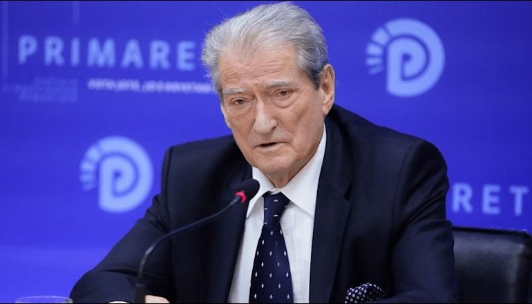 NESËR BERISHA PARAQITET NË SPAK/ Nëse injoron sërish drejtësinë prokuroria mund të kërkojë ‘arrest shtëpie’
