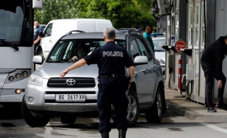 ÇFARË PO NDODH NË KOSOVË? Autoritetet kryejnë bastisje në Veri