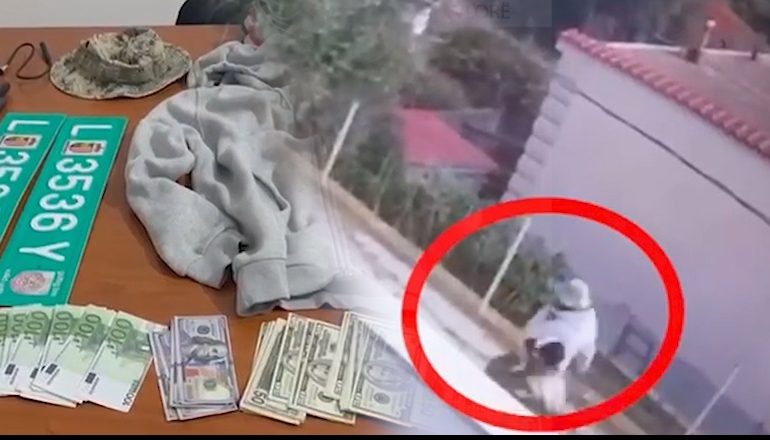 PAMJET/ Vjedhin banesën në Vlorë, kapen nga kamerat e sigurisë! Policia arreston njërin, në shtëpi i gjejnë 42 mijë euro dhe 10 mijë dollarë falso
