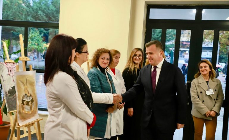 PAKETA E SIGURISË NË SHKOLLA/ Balla: Ja si mund të fitojmë luftën kundër shpërndarësve të narkotikëve