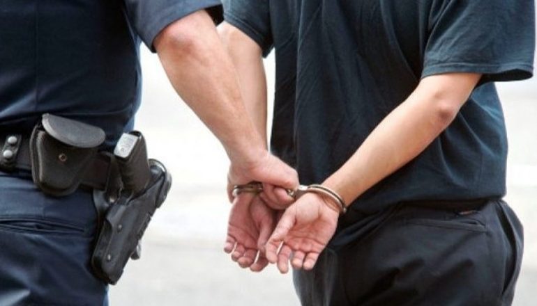 E RËNDË NË SHKODËR/ Plagosën me thikë 16 vjeçarin, arrestohen 2 adoleshentë