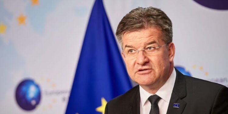 DIALOGU KOSOVË-SERBI/ Lajçak: Marrëveshjet duhet të zbatohet paralelsisht nga dy palët
