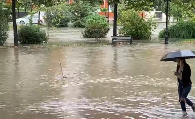 MOTI I KEQ/ Lana del nga shtrati, ja çfarë po ndodh afër ‘Pallatit me Shigjeta’