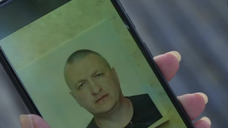 “TË PAKTËN 20 MIJË PENGJE”/ Pritje e vështirë për familjarët e civilëve të rrëmbyer në Ukrainë