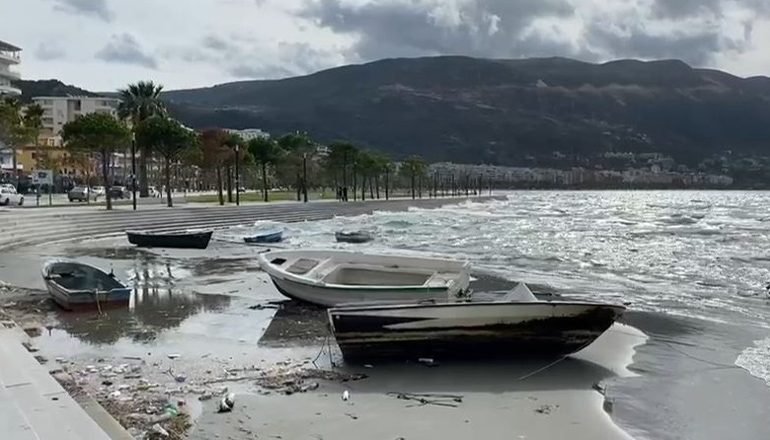 MOTI I KEQ “PARALIZON” AKTIVITIN E MJETEVE TË VOGLA LUNDRUESE/ Ja masat e marra nga Drejtoria e Përgjithshme Detare