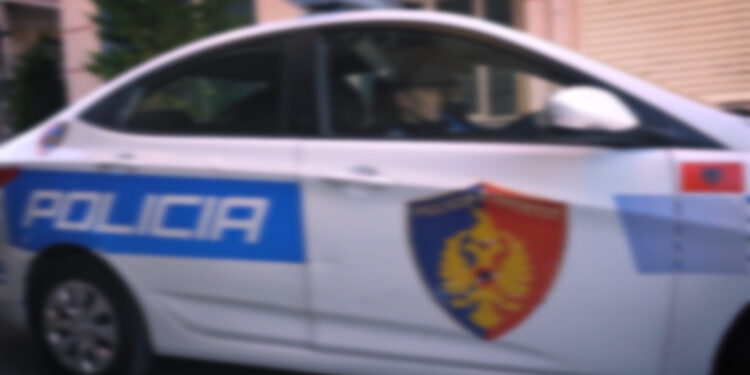 E BRAKTISUR NGA FAMILJARËT/ Gjendet një foshnjë në bodrumin e një pallati në Tiranë