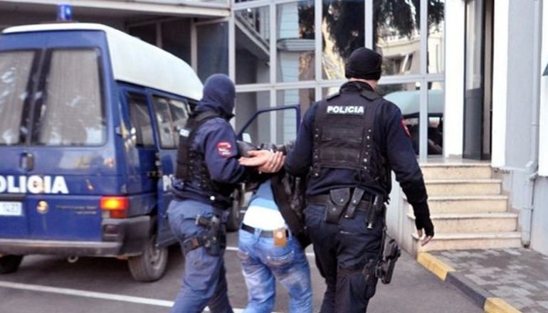 BELGJIKA E KËRKONTE PËR TRAFIK DROGE/ Shqiptari arrestohet në kufi me Greqinë (EMRI)