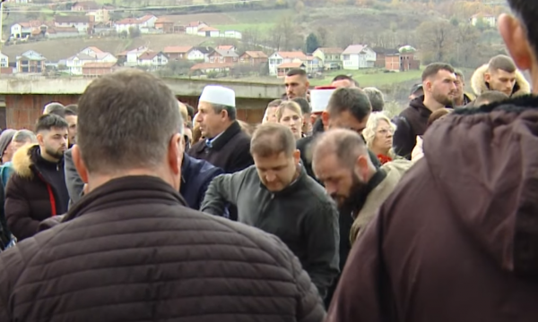 KUNATI I VRAU MOTRËN/ Vëllai i Liridonës: Do ta zhvarrosim trupin, i kemi dhënë dy ditë kohë familjes Murseli