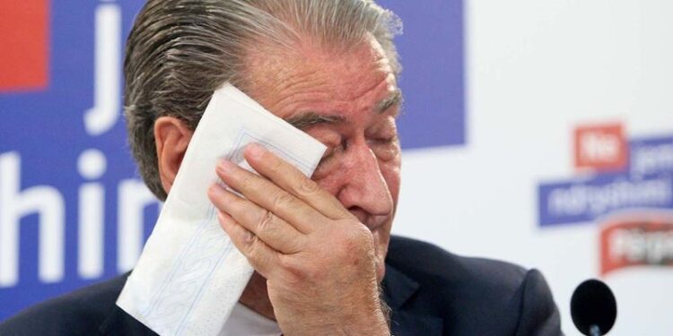 “E PRET BURGU….”/ Mediat e huaja jehonë heqjes së imunitetit të Berishës