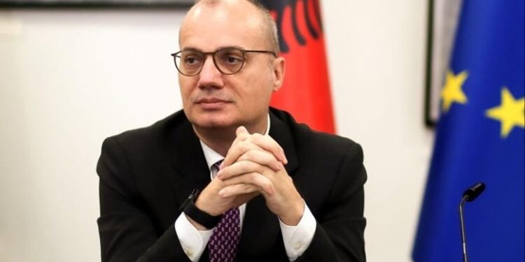 MINISTRI HASANI DREJT BRUKSELIT/ Do të marrë pjesë në samitin BE-Ballkani Perëndimor