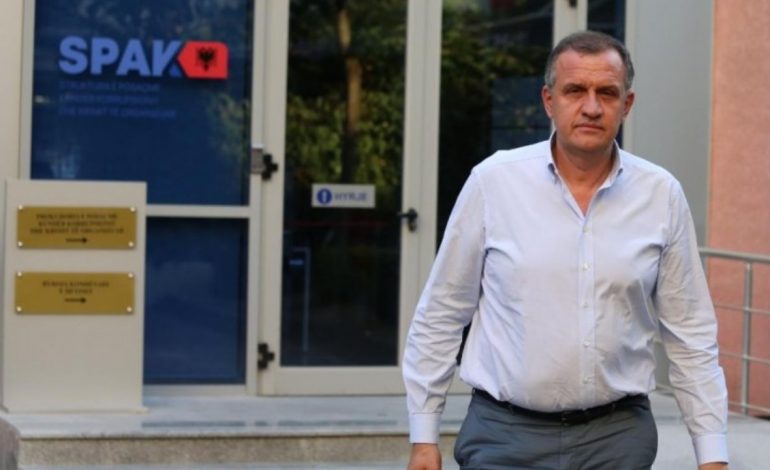 NËN AKUZË PËR SHPËRDORIM DETYRE/ Paraqitet në SPAK ish-ministri Ilir Beqaj