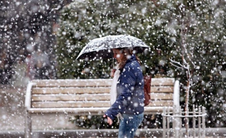SI PARASHIKOHET MOTI PËR JAVËN E ARDHSHME? Shërbimi Meteorologjik Ushtarak: Ja kur nisin reshjet e shiut dhe borës