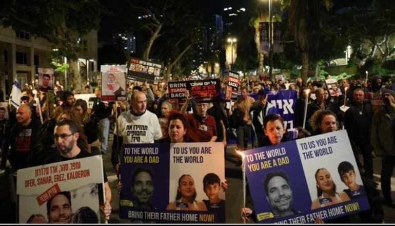 LUFTA/ Ushtria e Izraelit vrau gabimisht 3 pengje izraelitë në Gaza, protesta në Tel Aviv