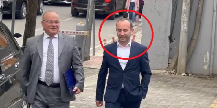 NUK DEKLAROI DËNIMIN NË GREQI/ SPAK mbyll hetimet, dërgon për gjykim kryebashkiakun Hajdari