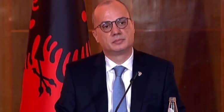 MRRËVESHJA ME ITALINË NË KUSHTETUESE/ Hasani: Nuk ka plan B, vazhdojmë me përgatitjet përmbushëse të detyrimeve