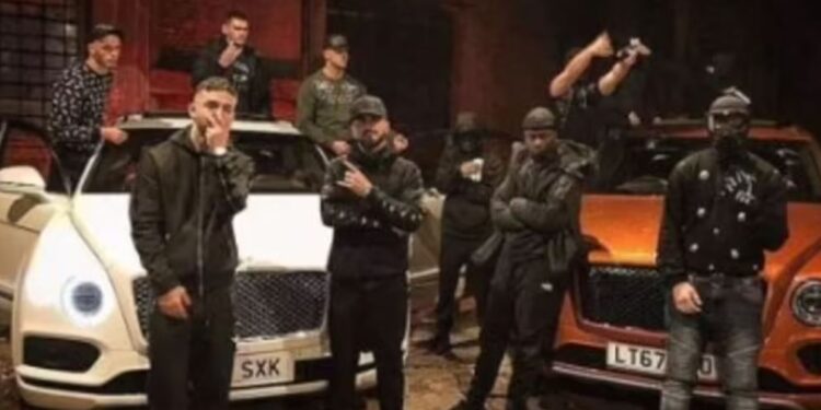 “POSTOJNË FOTO TË NEVERITSHME…”/ Daily Mail: Si gangsterët shqiptarë morën kontrollin e tregut të drogës në Britani