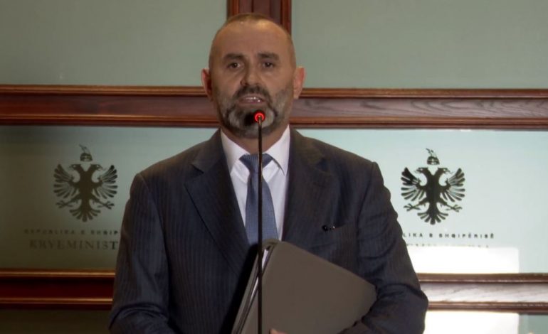 DORËZON NË KUVEND PROJEKTLIGJIN PËR AMNISTINË/ Manja: Nëse merr pëlqimin e deputetëve, do të përfitojnë 600 të burgosur