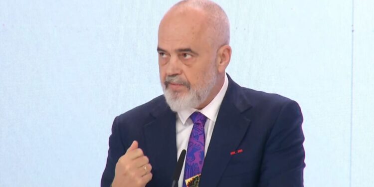 KONGRESI I PS/ Rama: Morëm në kurriz një vend të varfër! Luftuam me mijëra plagë të trashëguara