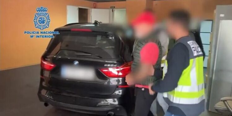 PUBLIKOHEN PAMJET/ Momenti i arrestimit të Lul Berishës, u kap para se të arratisej nga Alicante