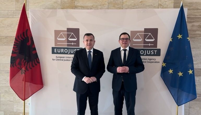 HAGË/ Balla me Presidentin e EUROJUST: Koha e pandëshkueshmërisë do të marrë fund