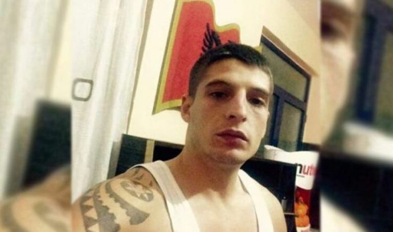 E RRETHUAR ME MURE DY METËR E TELA ME GJEMBA/ Dalin pamjet e vilës 2 katëshe ku dyshohej se ishte fshehur Eljon Hato