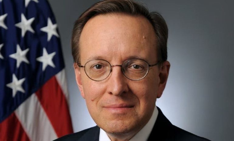 PAS PEZULLIMIT NGA SENATI/ Biden ripropozon David Kostelancik për ambasador të SHBA-ve në Shqipëri